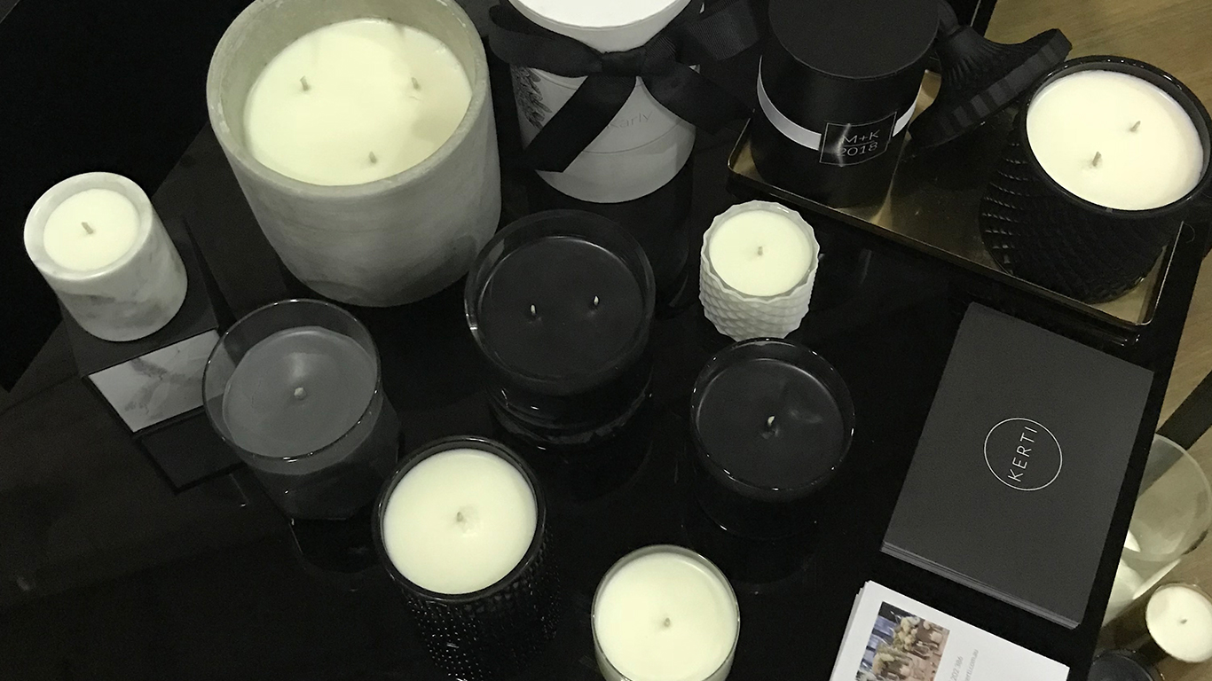 Custom Candles Black Wax in clear glass